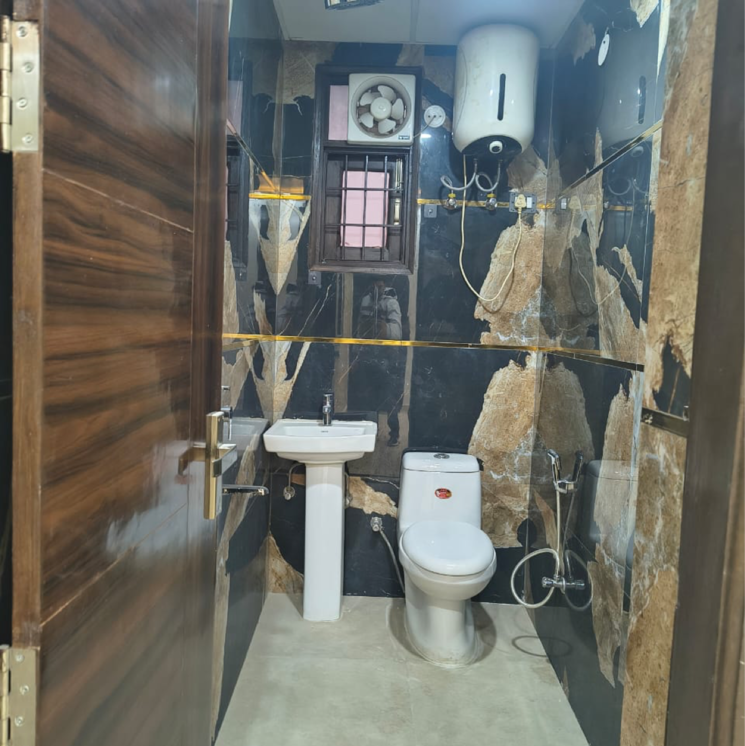 Gym, chattarpur 2 Bedroom 800 Sq.Ft. Builder Floor In Chattarpur Delhi 9691310