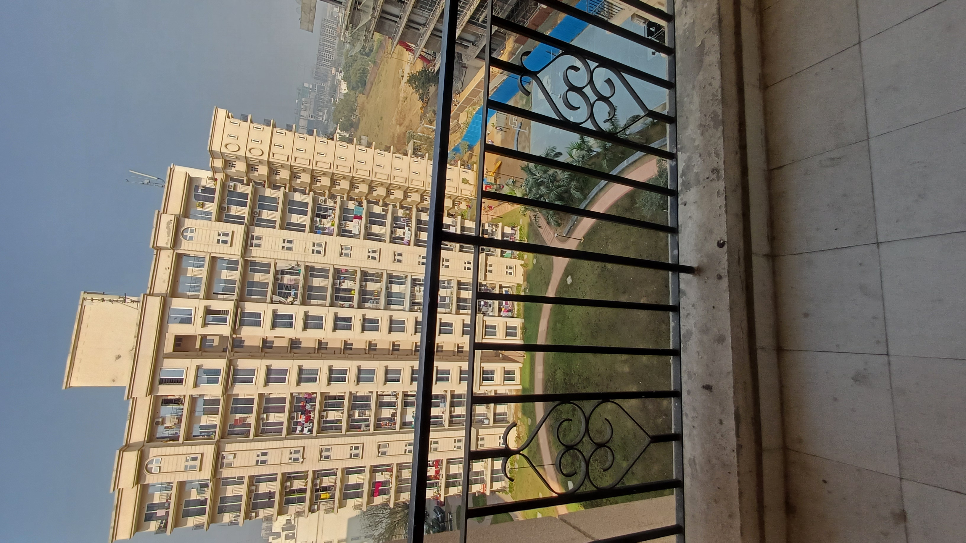 2 BHK Apartment For Sale in Signature The Serenas