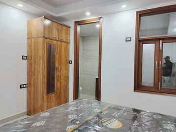 Room in 1 BHK Apartment at Saket – for Rent