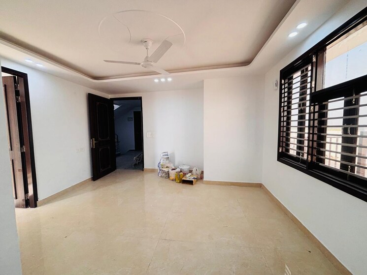 Room, saket 1 RK 420 Sq.Ft. Apartment In Saket Delhi 9691350