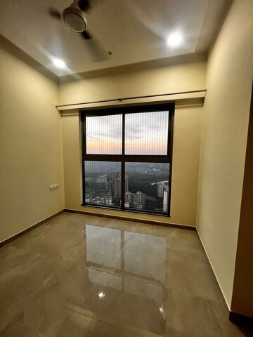 2 BHK Apartment For Rent in Malad West
