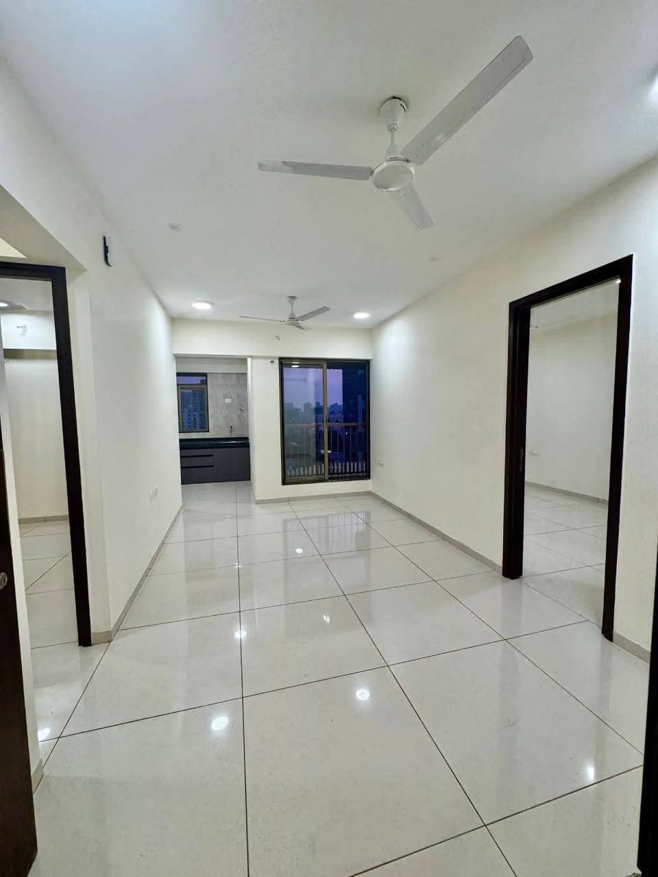 1 BHK + Study Room Apartment For Rent in Chandak 34 Park Estate