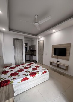 3 BHK + Extra Room Apartment For Sale in Bestech Park View City 2