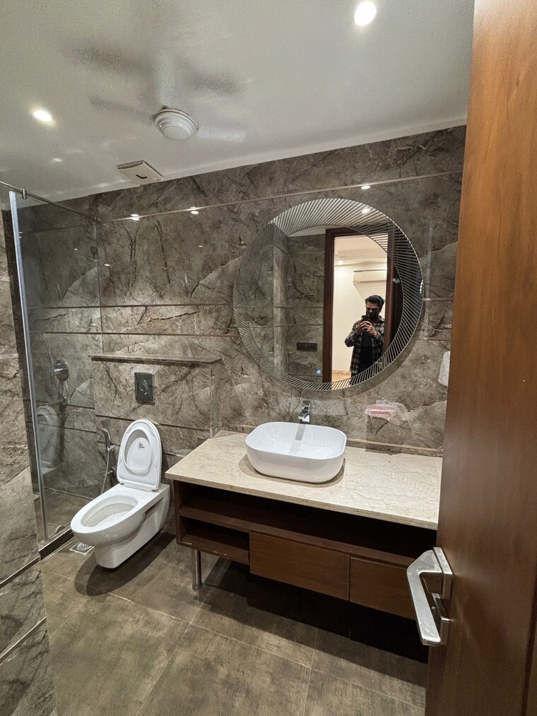 Bathroom, parsvnath-green-ville 4 Bedroom 1980 Sq.Ft. Apartment In Sector 48 Gurgaon 9691383