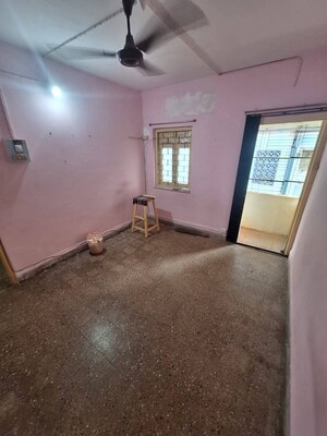 Room in 1 BHK Apartment at Azad Nagar – for Rent