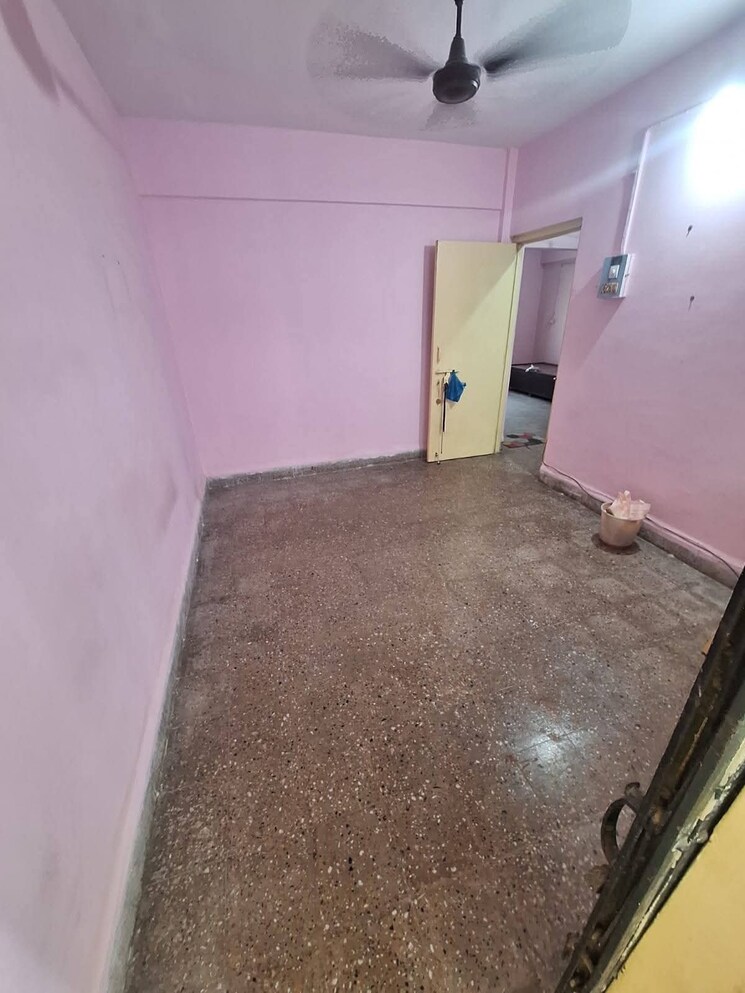 Room, azad nagar 1 Bedroom 350 Sq.Ft. Apartment In Azad Nagar Mumbai 9691379