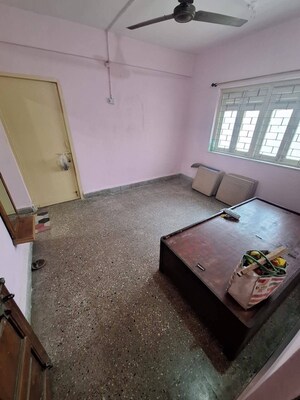 Bedroom in 1 BHK Apartment at Azad Nagar – for Rent