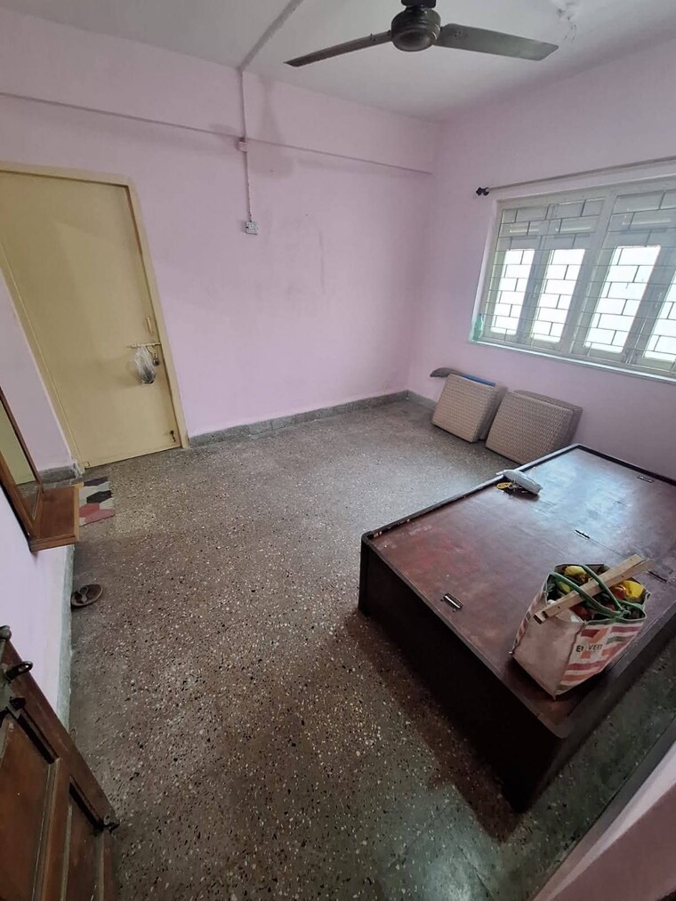 Bedroom, azad nagar 1 Bedroom 350 Sq.Ft. Apartment In Azad Nagar Mumbai 9691379