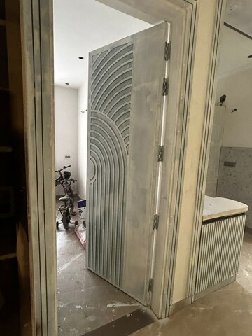 Bathroom in 3 BHK Builder Floor at Sector 37 – for Rent