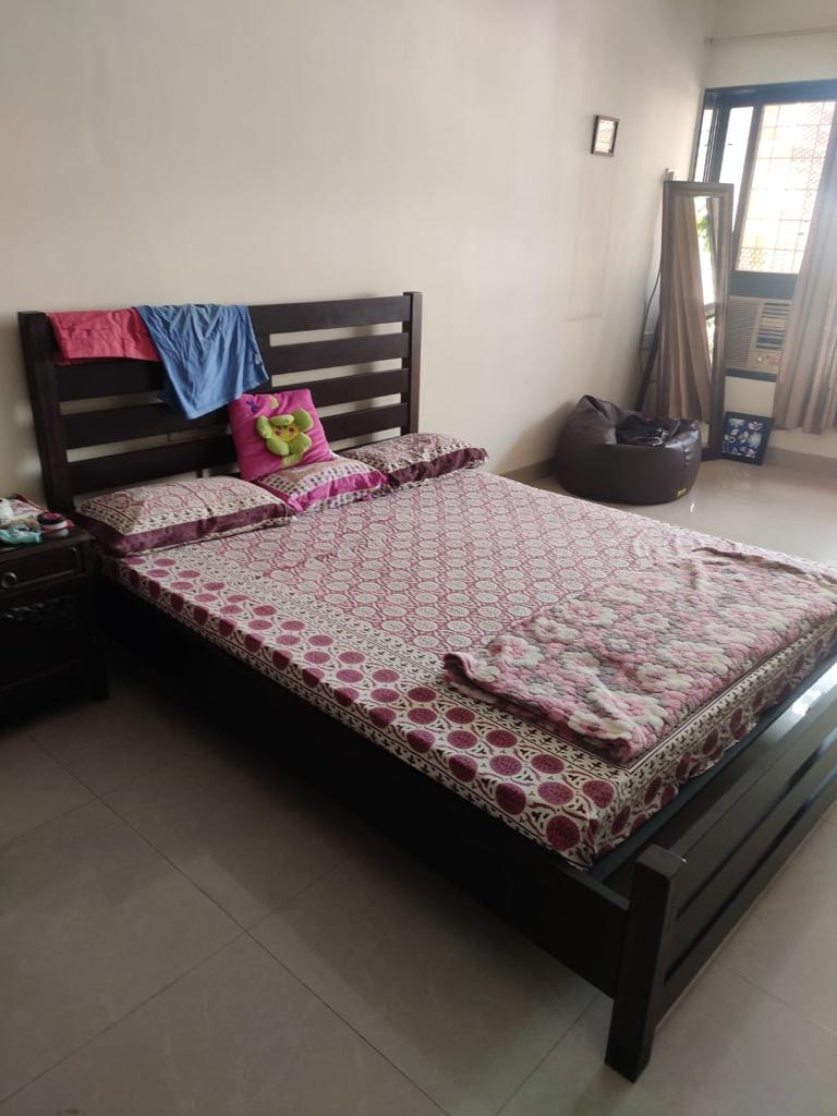 Bedroom in 3 BHK Apartment at Sutrim Apartment, Khar West – for Rent