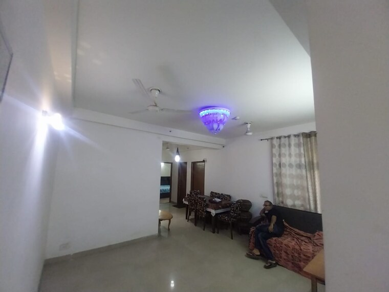 Room, cosmos-executive 3 Bedroom 1130 Sq.Ft. Apartment In Sector 3 Gurgaon 9691444