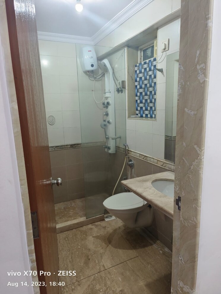 Bathroom, shrishti-synchronicity 3 Bedroom 1340 Sq.Ft. Apartment In Chandivali Mumbai 9691469