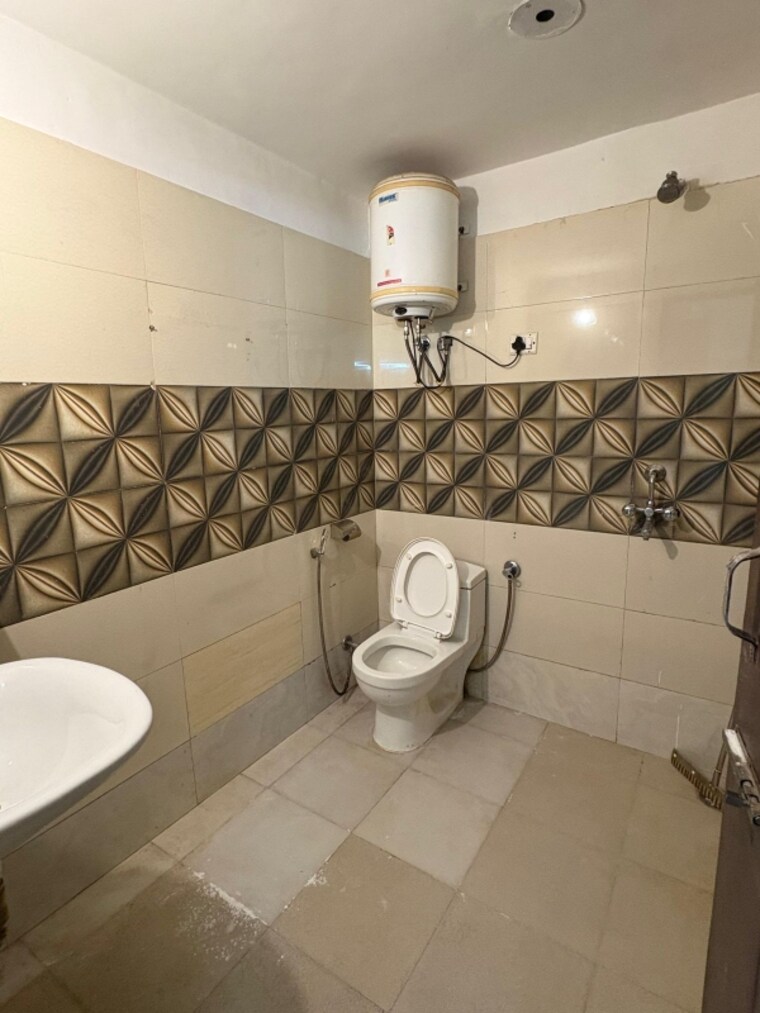 Team Area, saket 1 Bedroom 500 Sq.Ft. Builder Floor In Saket Delhi 9691453