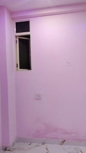 Room in 2 BHK Builder Floor at Sector 89 – for Sale