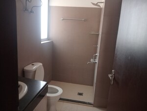 Bathroom in 3.5 BHK Apartment at Pioneer Park Phase 1, Sector 61 – for Rent