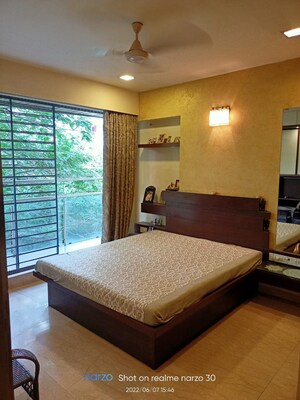 Bedroom in 3 BHK Apartment at Rose Queen, Khar West – for Rent