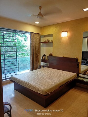 Bedroom in 3 BHK Apartment at Rose Queen, Khar West – for Rent