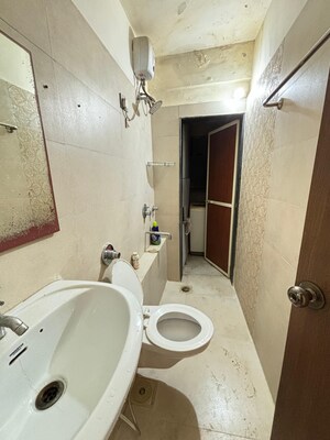 Bathroom in 1 BHK Apartment at Mantri Serene, Goregaon East – for Rent