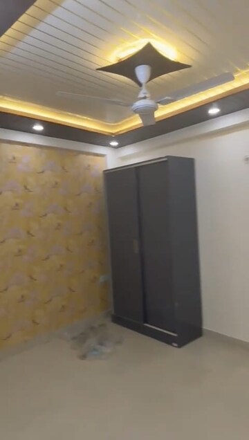 Building Lobby in 1 BHK Builder Floor at Sector 89 – for Sale