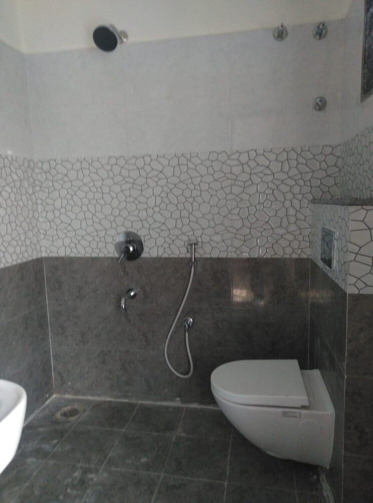 Bathroom, ashok nagar 2 Bedroom 1165 Sq.Ft. Apartment In Ashok Nagar Hyderabad 9691505