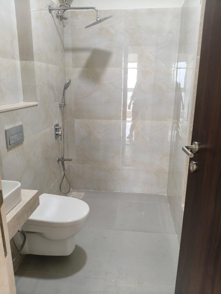Bathroom, l-t-seawoods-residences-phase-2 3 Bedroom 1130 Sq.Ft. Apartment In Seawoods Navi Mumbai 9691538