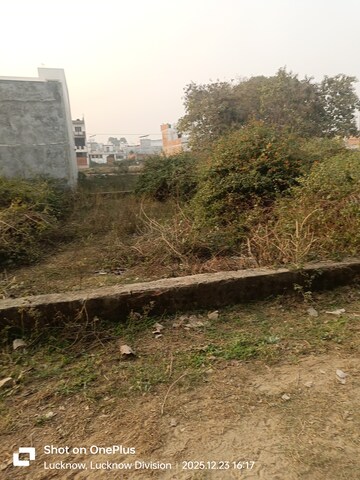  Plot For Sale in Gomti Nagar