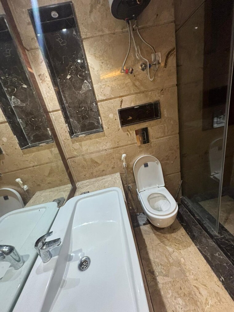 Team Area, greater kailash i 3 Bedroom 208 Sq.Yd. Builder Floor In Greater Kailash I Delhi 9691562