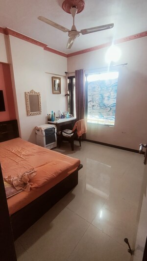 Room in 2 BHK Apartment at Atlantis Apartment, Ghodbunder Road – for Sale