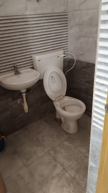 Bathroom in 2 BHK Apartment at Vejalpur – for Rent
