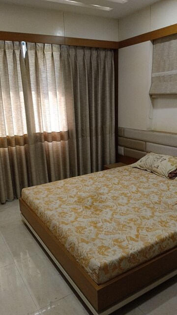 Bedroom in 2 BHK Apartment at Vejalpur – for Rent