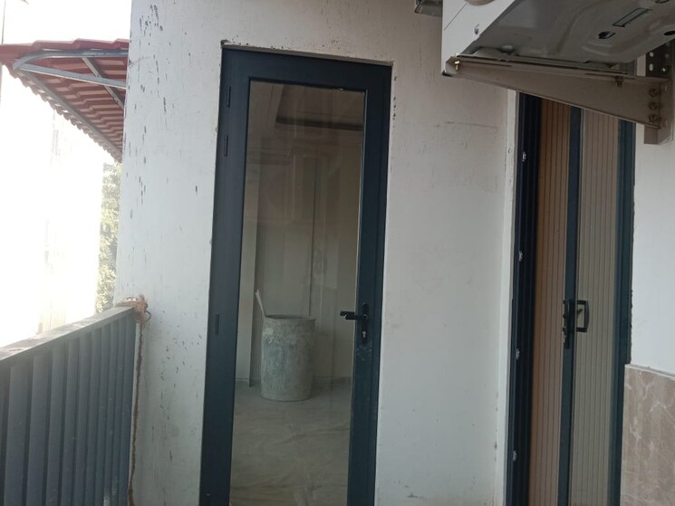 undefined, hauz khas 3 Bedroom 200 Sq.Yd. Builder Floor In Hauz Khas Delhi 9691580