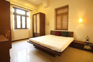 3 BHK Apartment For Rent in Bandra West