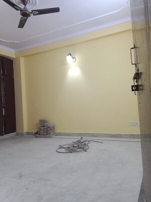 2 BHK Builder Floor For Rent in Saket