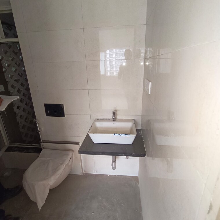Bathroom, omkar-signet 2 Bedroom 910 Sq.Ft. Apartment In Malad East Mumbai 9691597