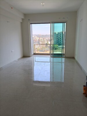 Room in 3 BHK Apartment at L&T Seawoods Residences Phase 2, Seawoods – for Rent