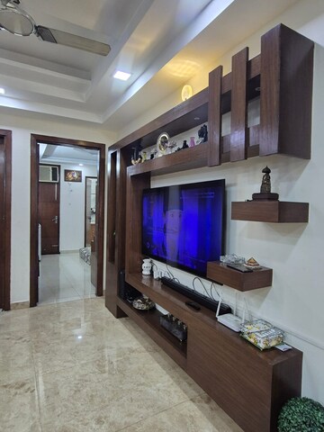 Living Room in 4 BHK Builder Floor at Vasundhara Sector 10 – for Sale