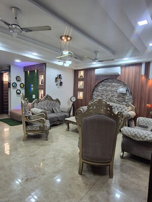 Living Room in 4 BHK Builder Floor at Vasundhara Sector 10 – for Sale