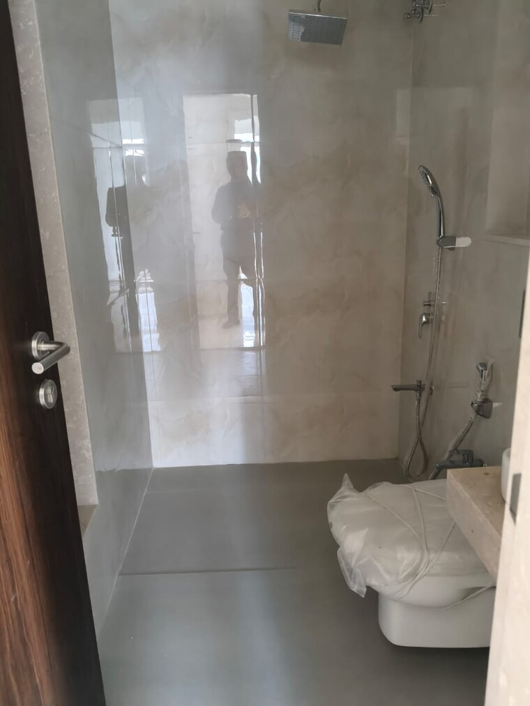 Master Bedroom, l-t-seawoods-residences-phase-2 2.5 Bedroom 930 Sq.Ft. Apartment In Seawoods Navi Mumbai 9691633