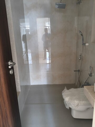 Bathroom in 2.5 BHK Apartment at L&T Seawoods Residences Phase 2, Seawoods – for Rent