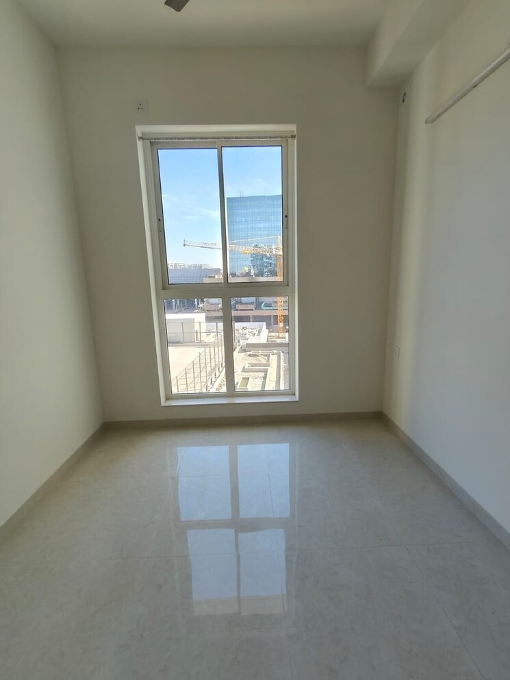Room, l-t-seawoods-residences-phase-2 2.5 Bedroom 930 Sq.Ft. Apartment In Seawoods Navi Mumbai 9691633