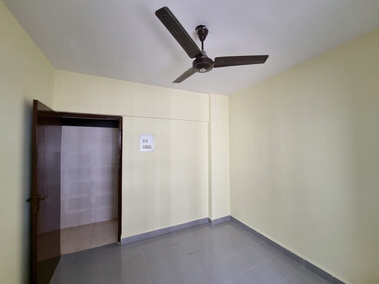 Room, green-acres-apartment 2 Bedroom 750 Sq.Ft. Apartment In Waghbil Thane 9691651