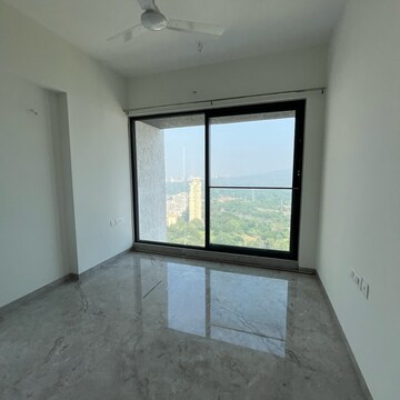 Room in 3 BHK Apartment at Viceroy Savana, Khatau Estate – for Rent