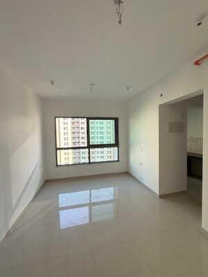 1 BHK Apartment For Sale in Kalpataru Immensa, Kolshet Road