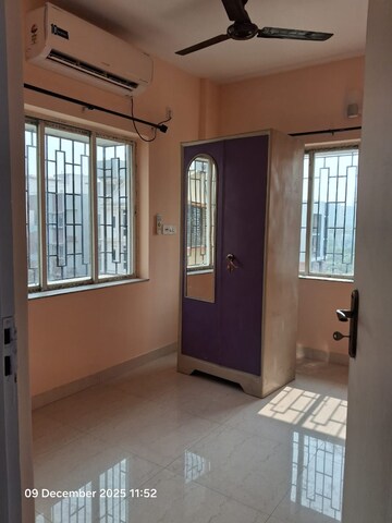 Room in 3 BHK Apartment at New Town Action Area 1 – for Sale