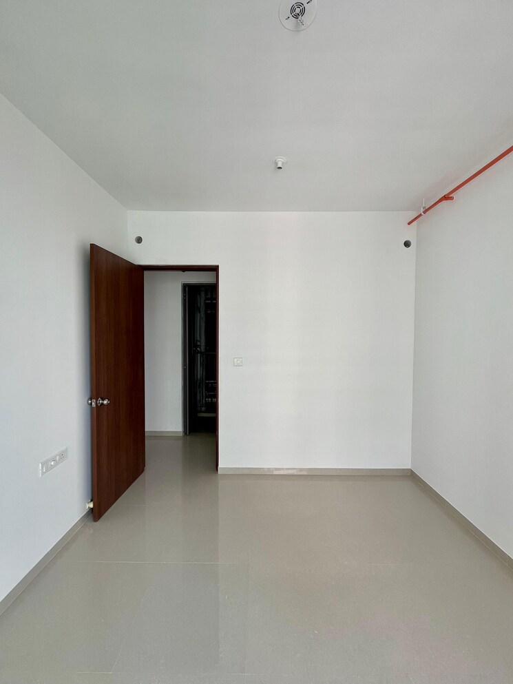 Room, kalpataru-immensa 2 Bedroom 637 Sq.Ft. Apartment In Kolshet Road Thane 9691674