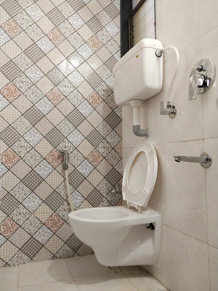 Bathroom, bhoomi-samarth 1 Bedroom 600 Sq.Ft. Apartment In Goregaon East Mumbai 9691708