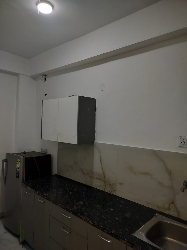 Kitchen, saket 1 Bedroom 350 Sq.Ft. Builder Floor In Saket Delhi 9691784