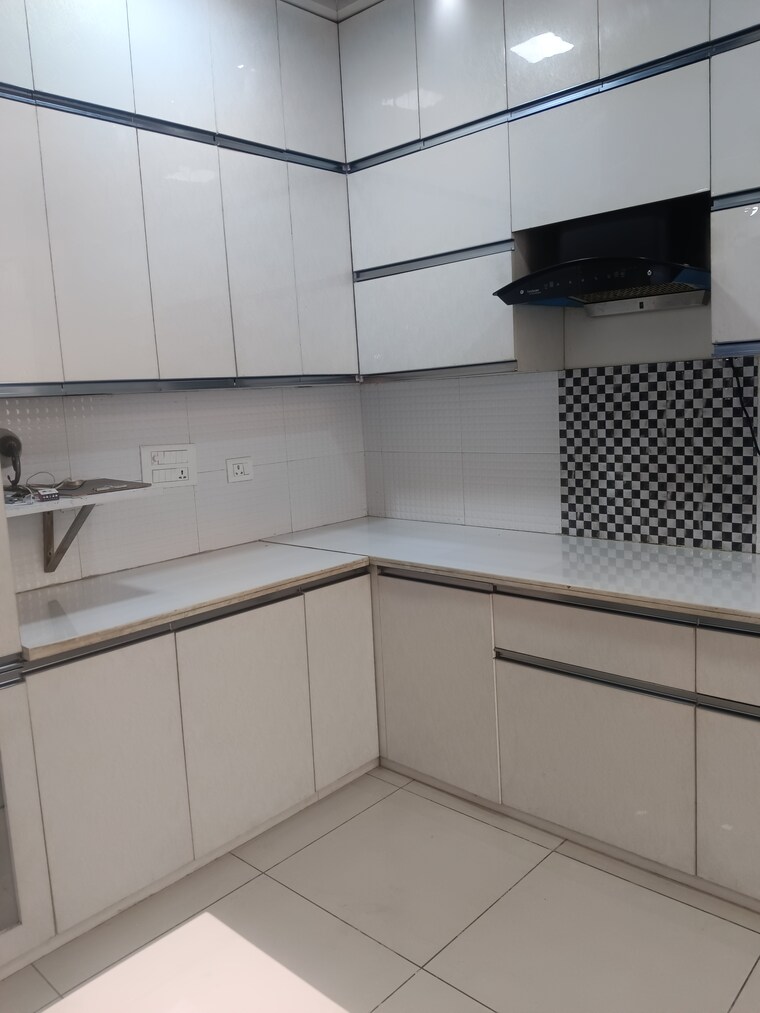 Kitchen, gulshan-bellina 3 Bedroom 919 Sq.Ft. Apartment In Sector 16 Greater Noida Greater Noida 9691894