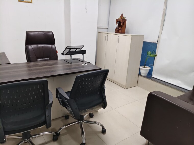 Team Area, sector 63 Commercial Office Space 4000 Sq.Ft. In Sector 63 Noida 9691546