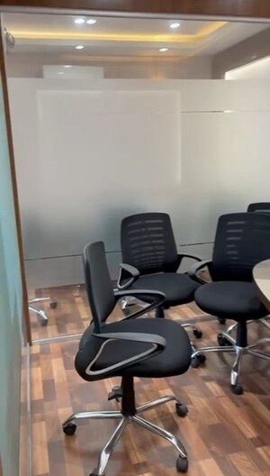  Office Space For Rent in Vikas Centre Chembur, Chembur